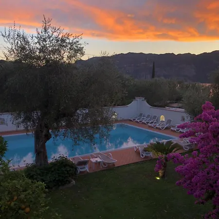 Alesi Appart hôtel 3*